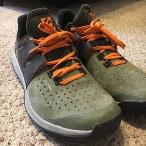 Five ten access shoes